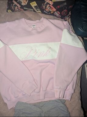 PINK Victoria's Secret Colorblock Crewneck Sweater - Light Pink & White